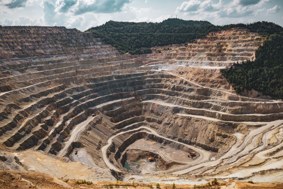 open-pit mine (mercury)