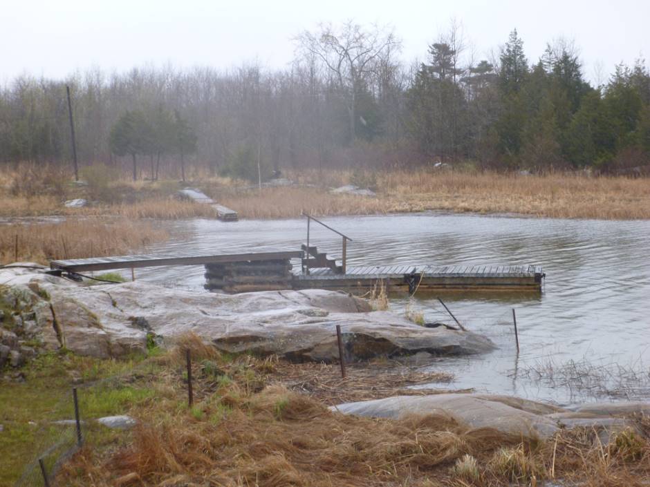 An extended dock compensates for the low water level on Georgian Bay. (Credit: John Paul Leblanc)